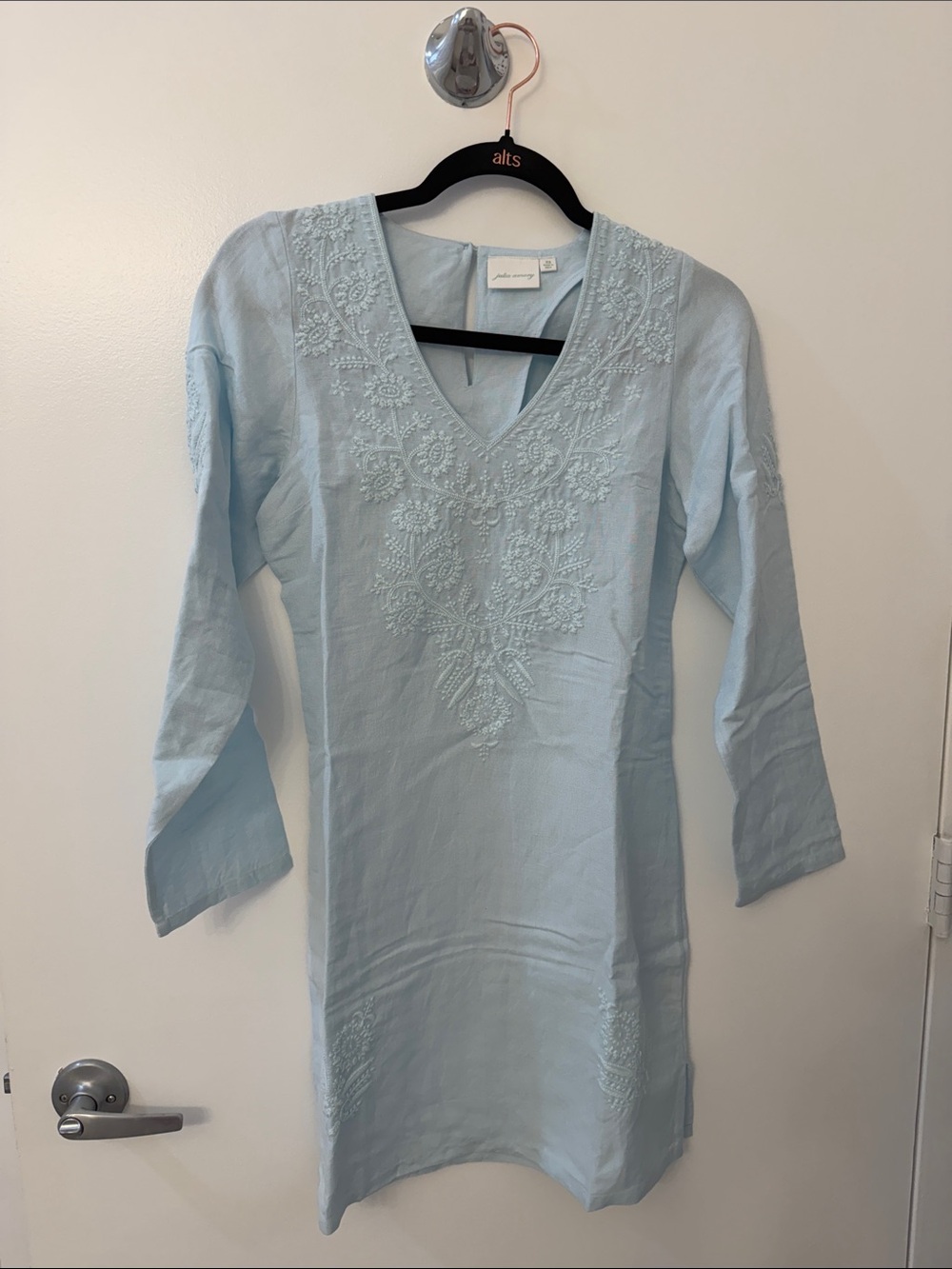 NWOT Julia Amory Embroidered Dress